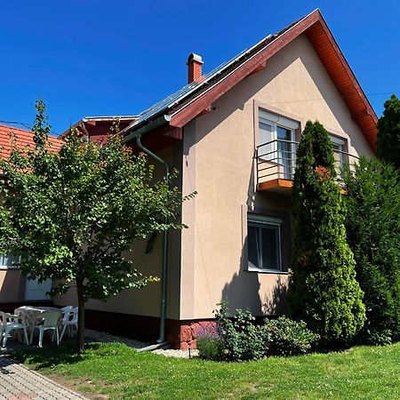 Lavender Apartment Siófok Exterior foto